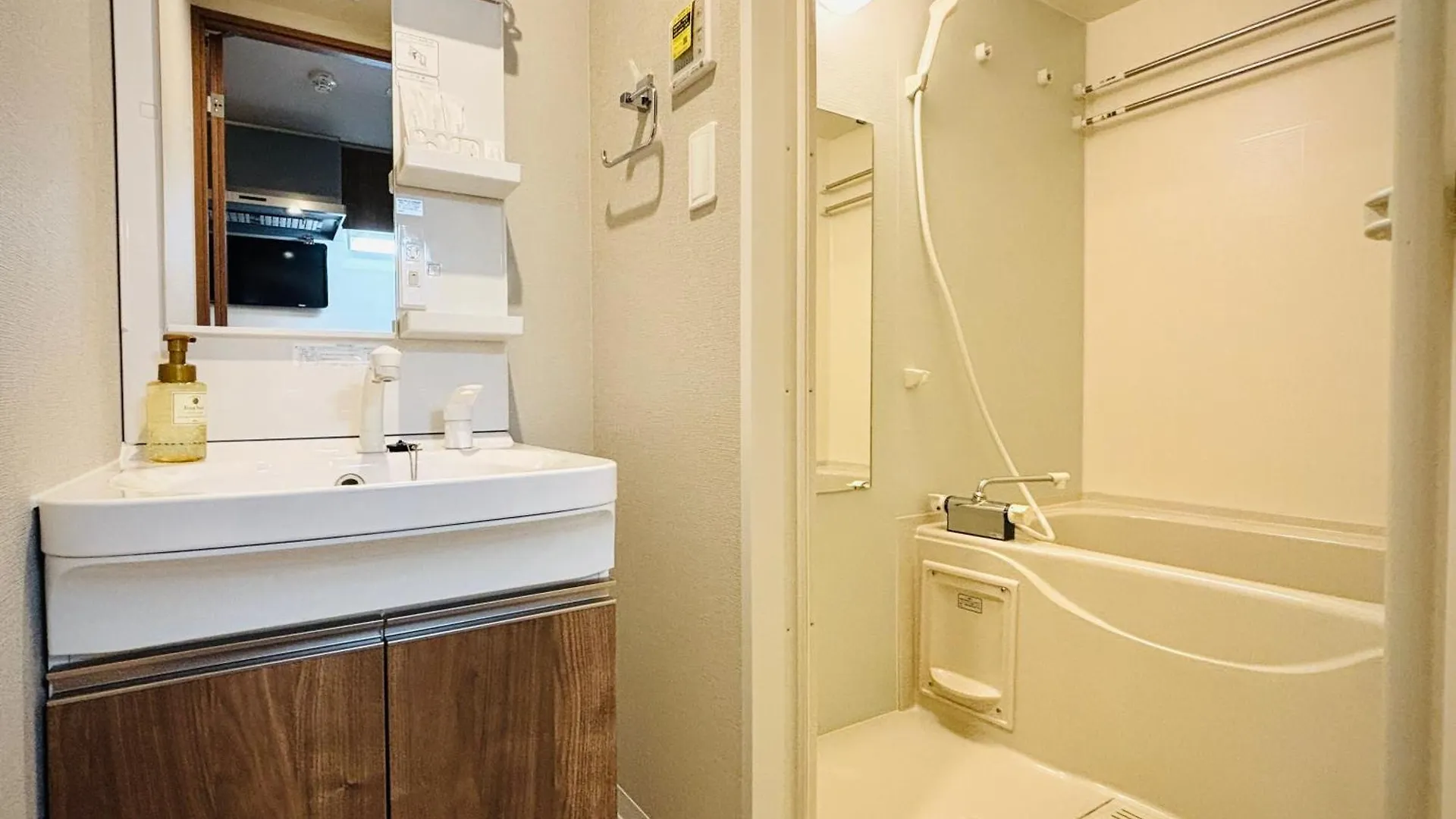 Hotel Arashi Nambaminami 大阪市 4*,